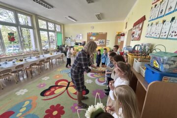 Grupowe jajeczko wielkanocne