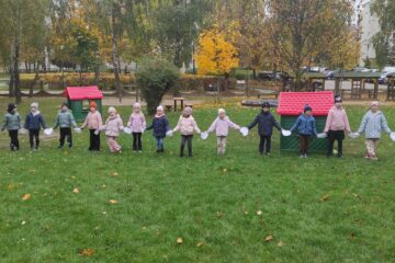 Antywojenny Łańcuch Białych Serc