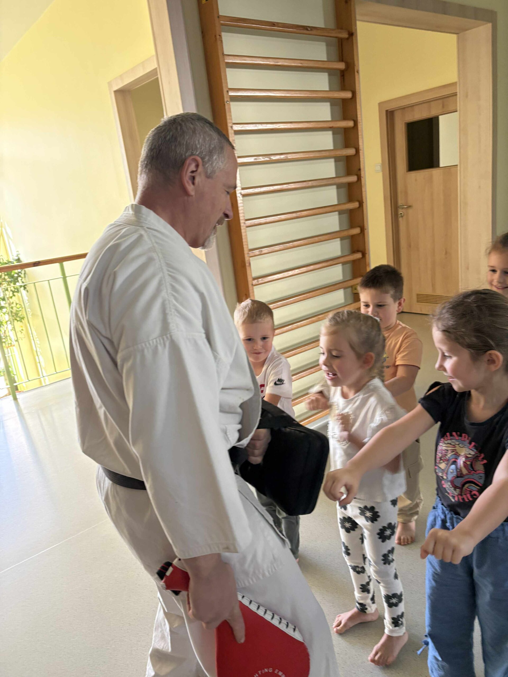 18e2cf2e 6b27 4a9e 9b3c 3c13f3cac456