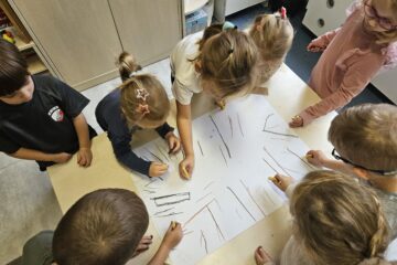 Edukacja przez ruch~wrzesień~jesienne drzewa