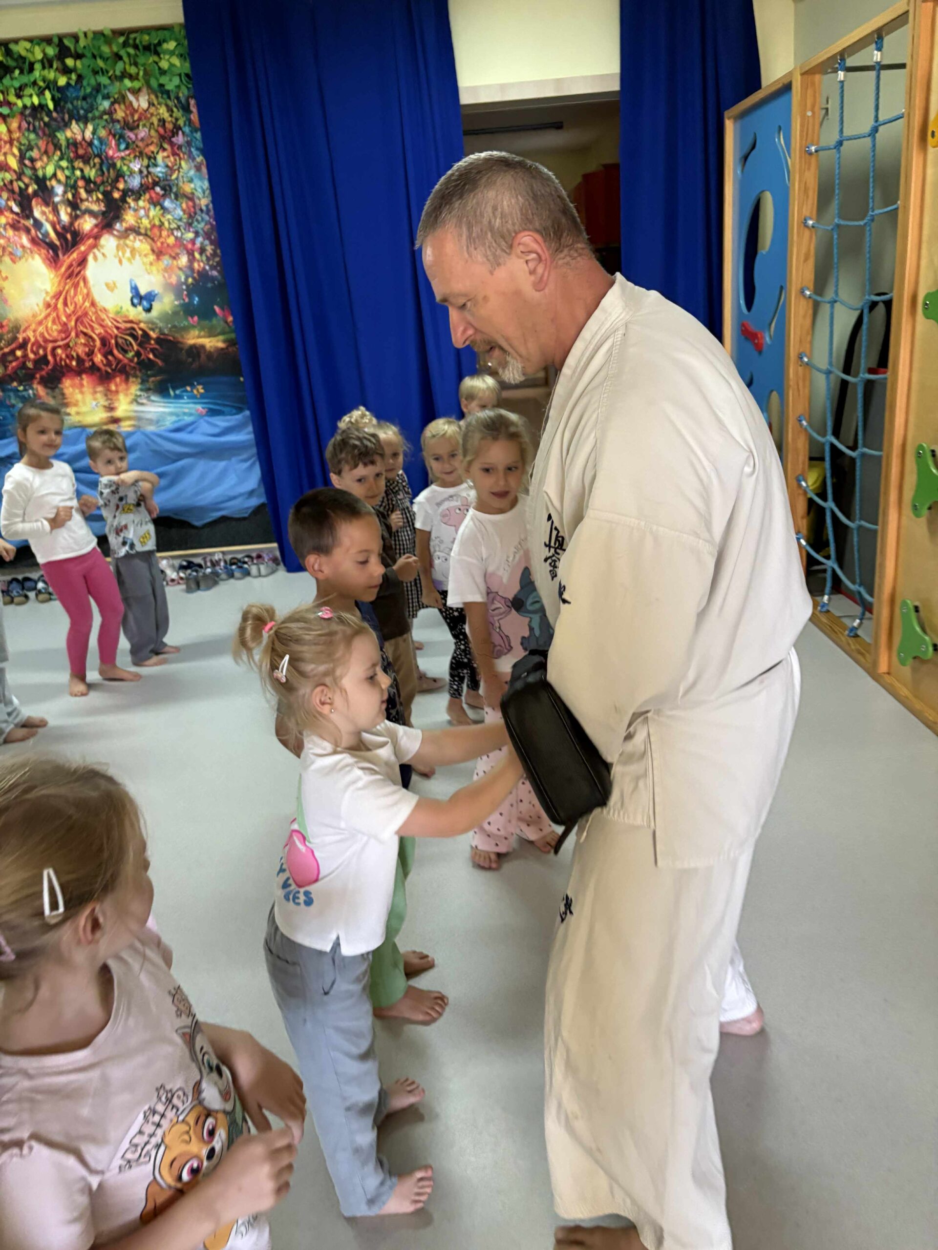 4b0c1e65 9926 424e b5b1 eba2829f24c1