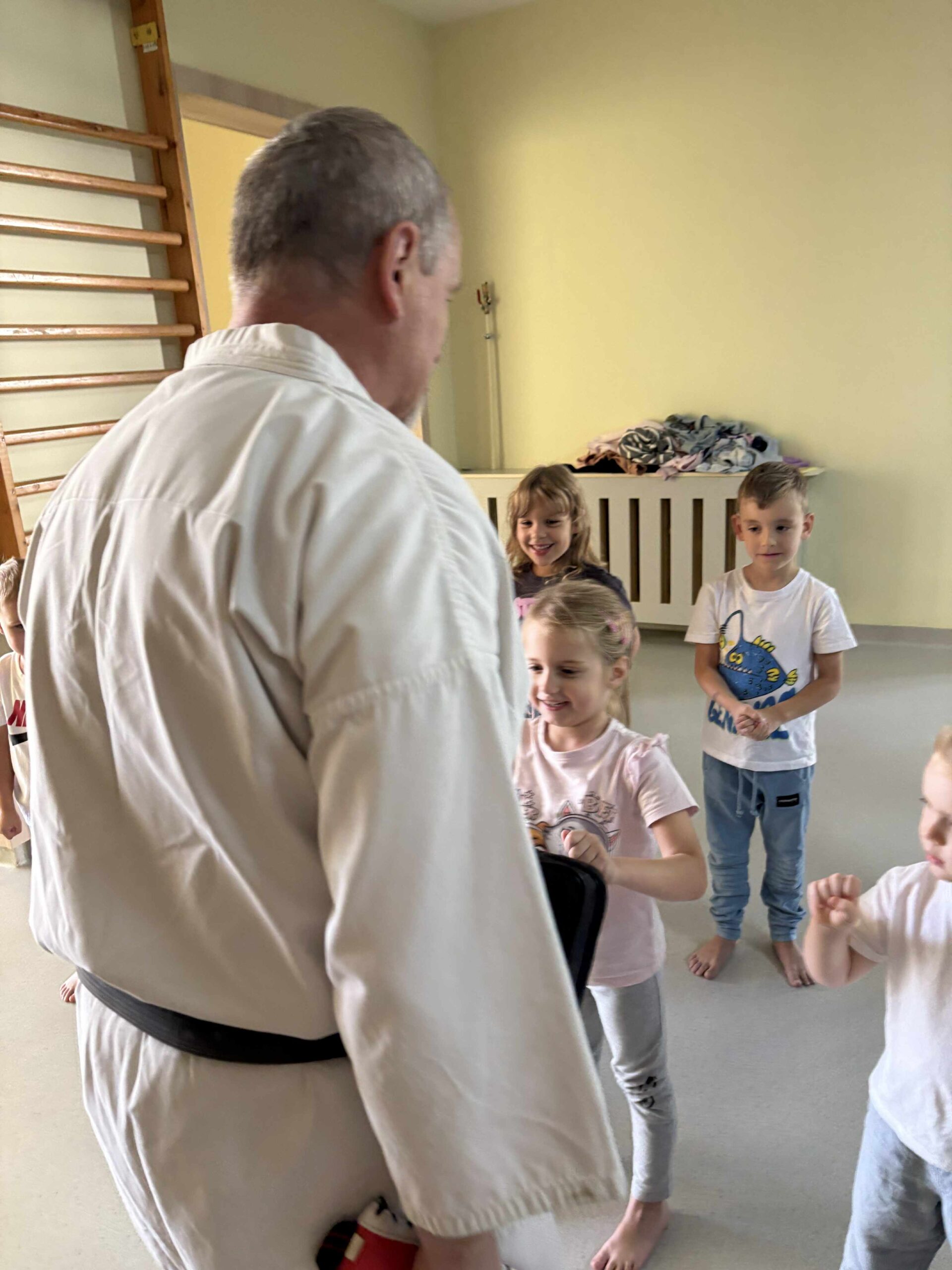 7e79aa0d a8cf 4543 9561 9999c29349dd