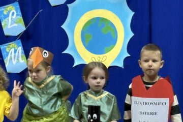 DBAMY O NASZĄ PLANETĘ TEATRZYK BATERIA