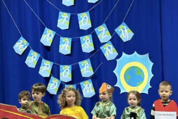 DBAMY O NASZĄ PLANETĘ TEATRZYK BATERIA