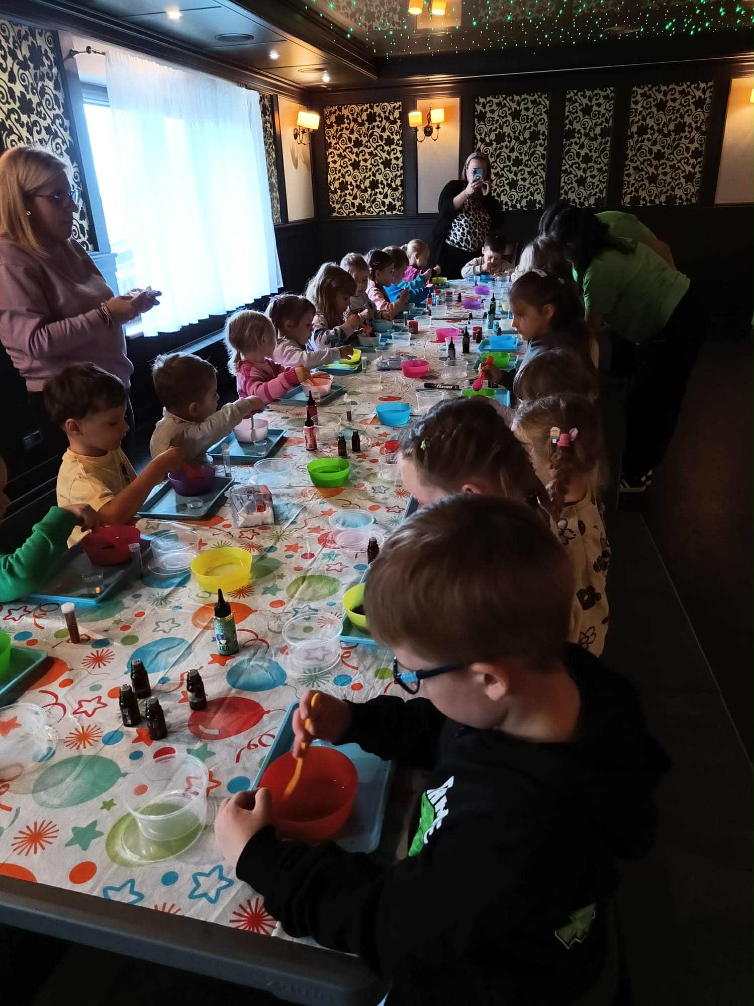 e687b475 3390 48a9 80f4 cbe011ce6fbe