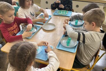 Mały odkrywca laboratorium małego chemika