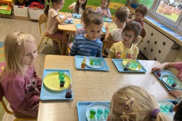 Mały odkrywca laboratorium małego chemika