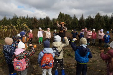 wycieczka do sadu powitanie pani jesieni w języku angielskim