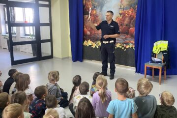 SPOTKANIE Z POLICJANTEM