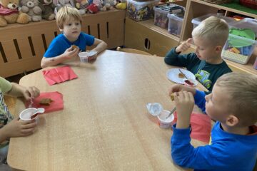 PIECZEMUY CIASTO DYNIOWE