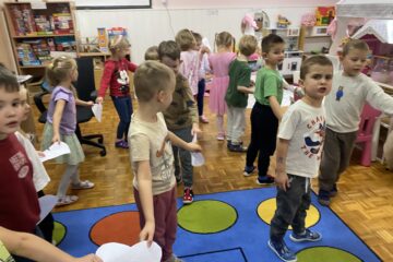 Akcja Antywojenny Łańcuch Białych Serc