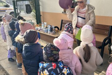 Wizyta w częstochowskim schronisku dla zwierząt. Przekazanie darów ze zbiórki.