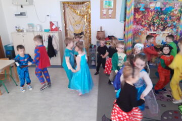 Dzień postaci z bajek