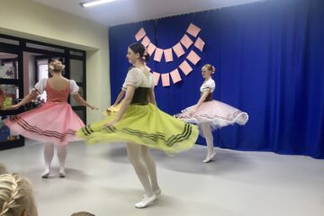 POKAZY SZKOŁY BALETOWEJ