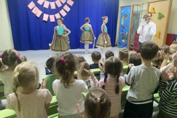 POKAZY SZKOŁY BALETOWEJ