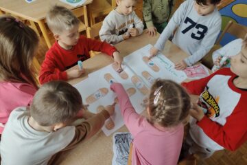 Teatrzyk kamishibai ,,Opowieść o Czarny Smoku"