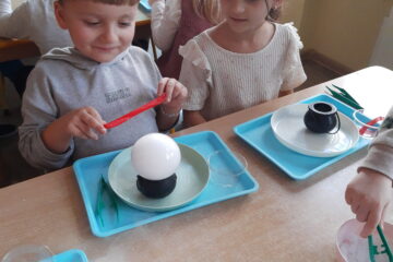 mały odkrywca suchy lód