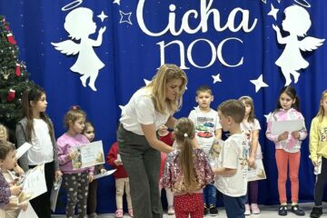 Rozstrzygnięcie konkursu "Stroik Bożonarodzeniowy"