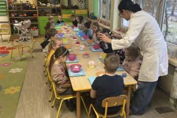 Mały odkrywca świat polimerów