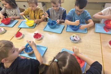 Mały odkrywca świat polimerów