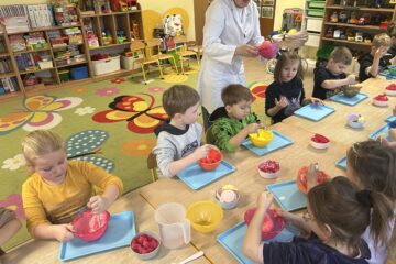 Mały odkrywca świat polimerów