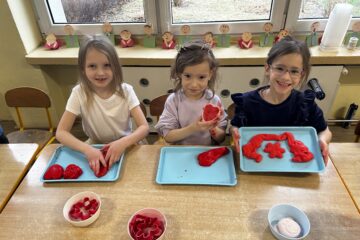 Mały odkrywca świat polimerów