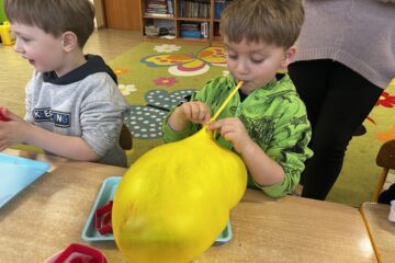 Mały odkrywca świat polimerów