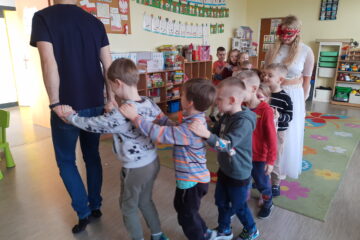 zajęcia muzyczne "tańce karnawałowe"