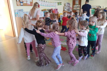 zajęcia muzyczne "tańce karnawałowe"