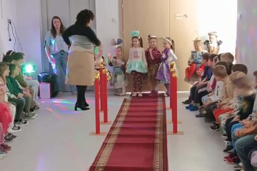 Ekologiczny pokaz mody w ramach projektu "Bądź Aktywny z Kuratorem"