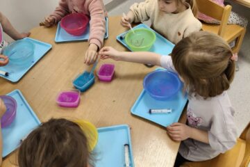 Warsztaty Jajko eksperymentuje