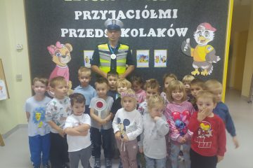 POLICJANT W PRZEDSZKOLU