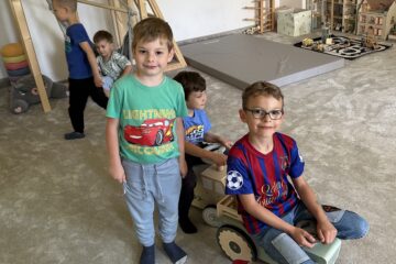 Wycieczka tramwajem do sali zabaw "Bawidomek"