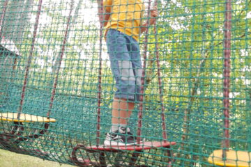 Piknik popołudniowo nocny dzieci kończących przedszkole