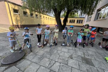 Powitanie lata z hulajnogą