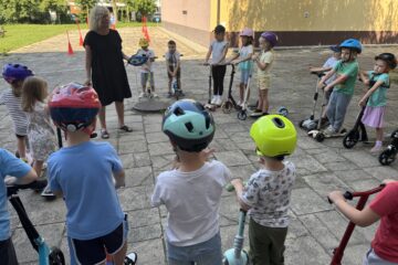 Powitanie lata z hulajnogą