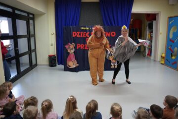 Teatrzyk kukiełkowy z Leosią i Bielusiem