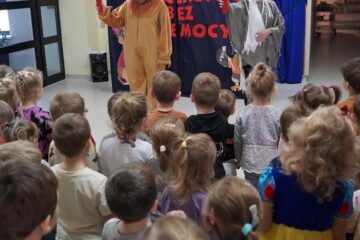 Teatrzyk kukiełkowy z Leosią i Bielusiem