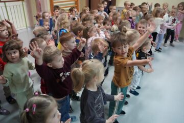 Teatrzyk kukiełkowy z Leosią i Bielusiem