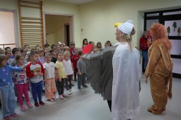 Teatrzyk kukiełkowy z Leosią i Bielusiem