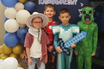 4b8ae794 1b94 4ad3 a212 34ca67c32106