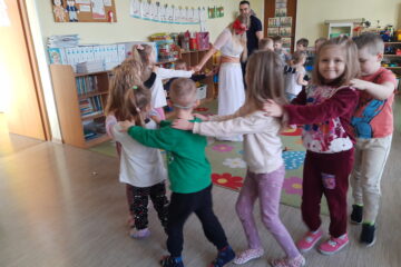 zajęcia muzyczne "tańce karnawałowe"