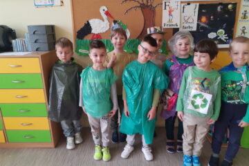 Projekt ‘Bądź aktywny z kuratorem’ Ekologiczny pokaz mody