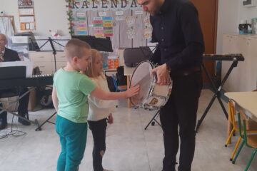 Filharmonia Audycja muzyczna "Na werblu i bębnie hałasujemy obłędnie"